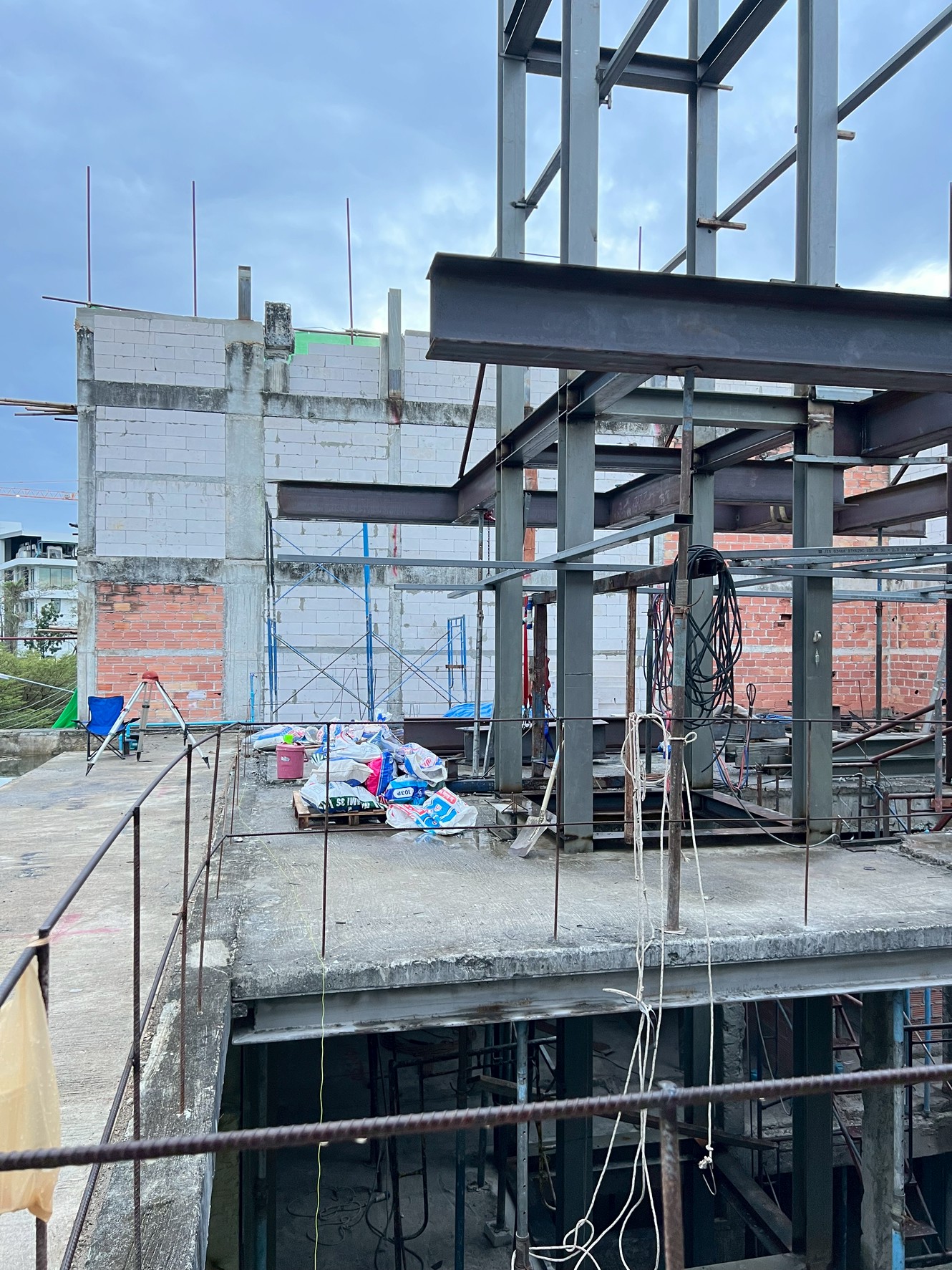 5-Storey luxury pool villa in Phuket Town 2